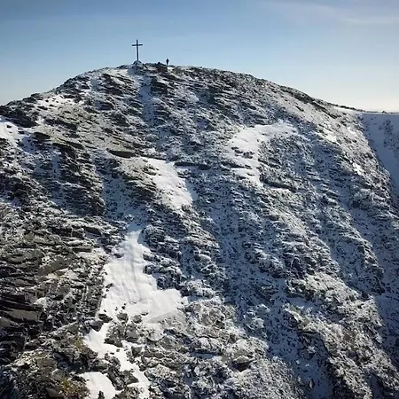 Climbers Bed & Breakfast 2*